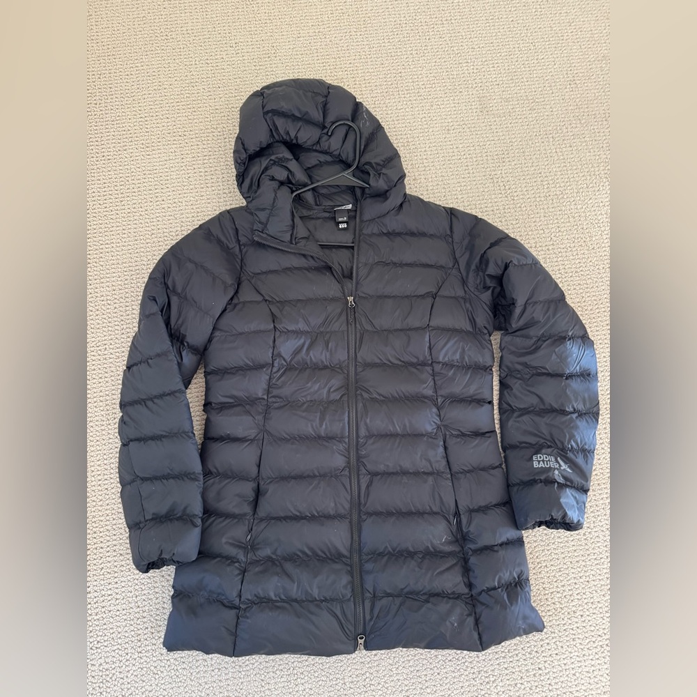 Eddie Bauer Women’s Lightweight 650 Down Black Puffer - Size Medium